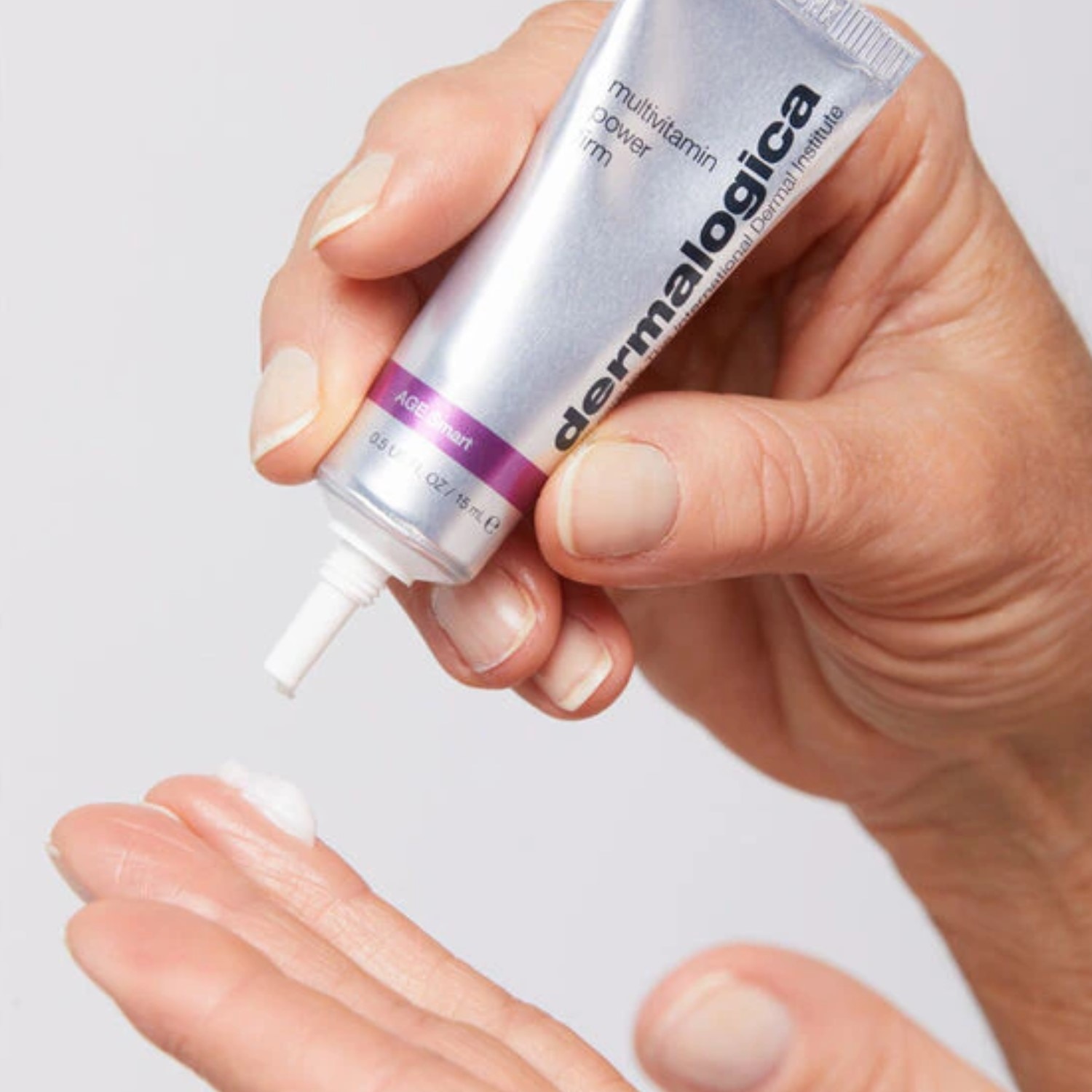 MULTIVITAMIN POWER FIRM (CREMA PARA OJOS)